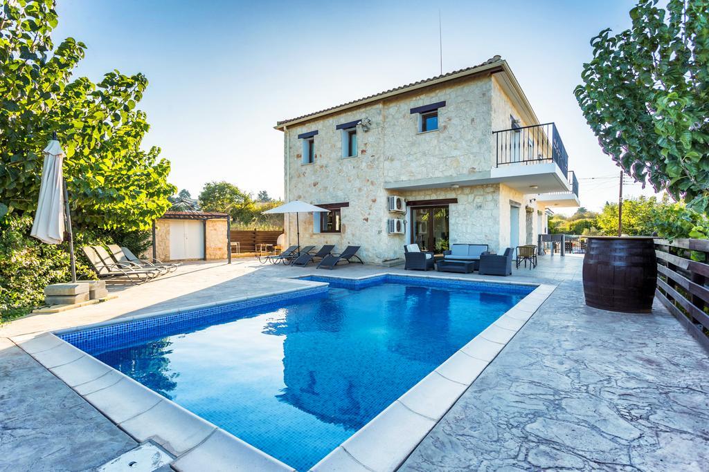 Villa Nikolina Dhrousha Экстерьер фото