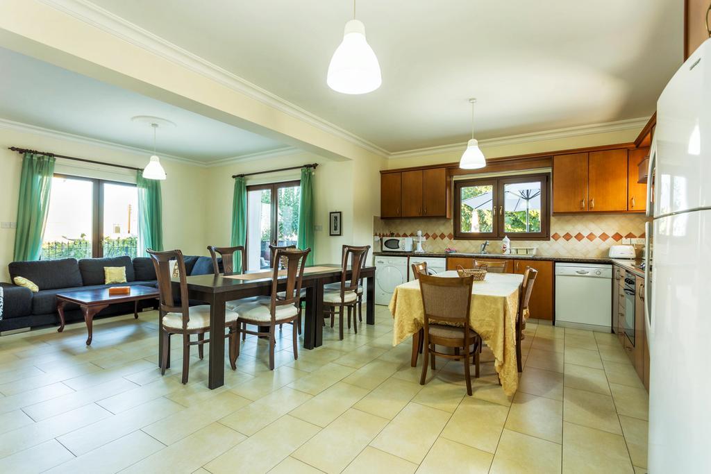 Villa Nikolina Dhrousha Экстерьер фото